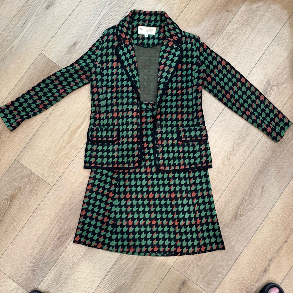 Vintage Green and Black Houndstooth Patterned Skirt Suit